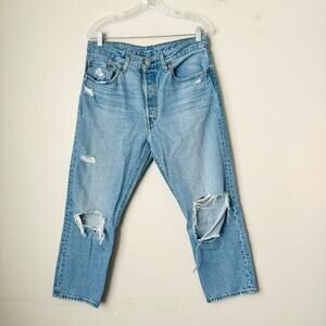501 Button Fly Jeans distressed light wash woman’s 31X26